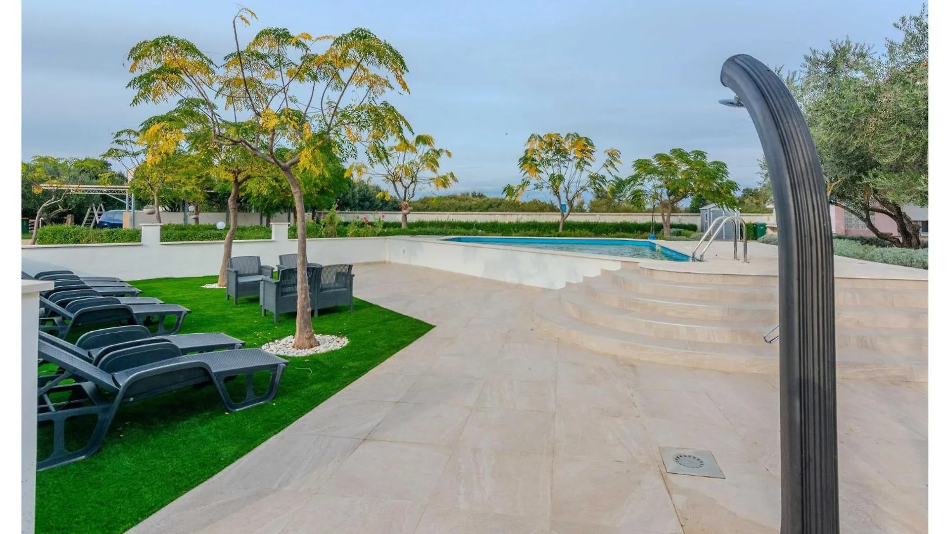 Stunning Apartment In Zaton With Outdoor Swimming Pool